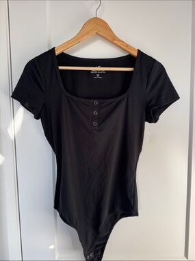 Hollister Bodysuit